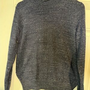 Gray Crewneck Sweater with Ribbed Cuffs and Hem